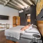 Booza 69 Luxury Lejlighed