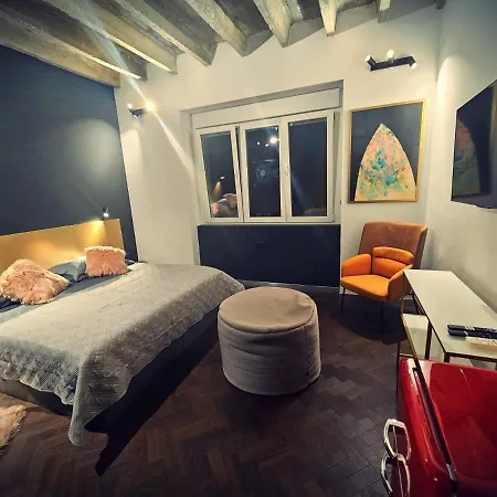 Booza 69 Luxury Apartmán *