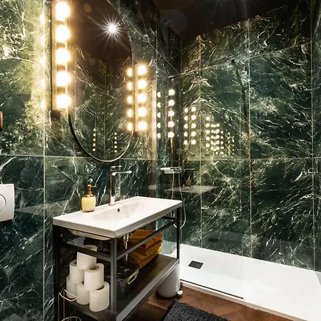 Апартаменты Booza 69 Luxury